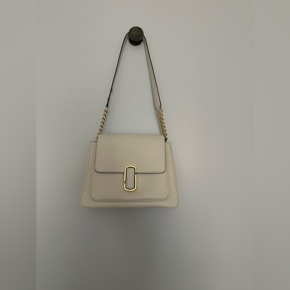 NWT Marc Jacobs Cream Shoulder Bag with Gold Accents